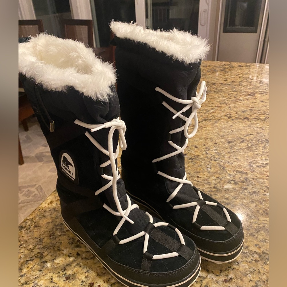 Women’s snow boots